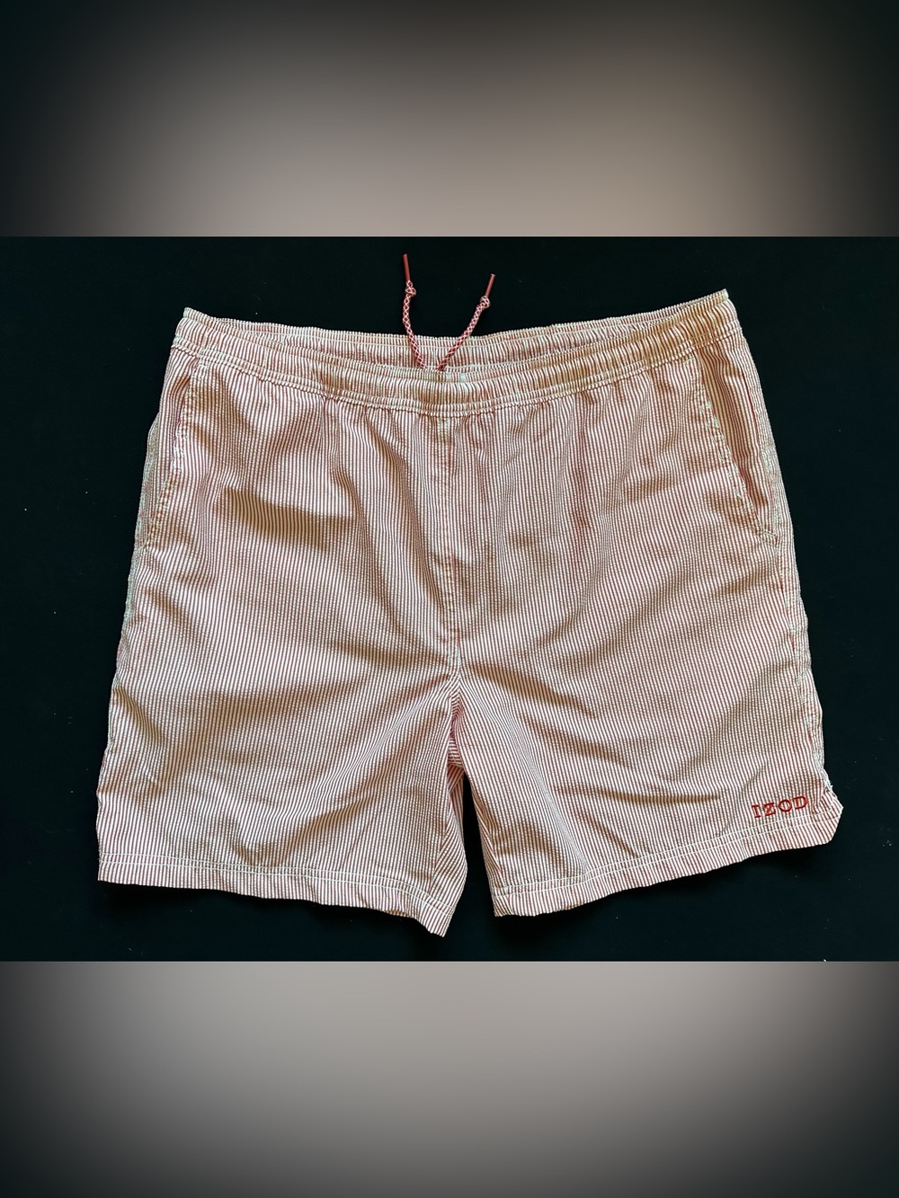 Izod Red White  Seersucker look Bermuda swim trunks XL